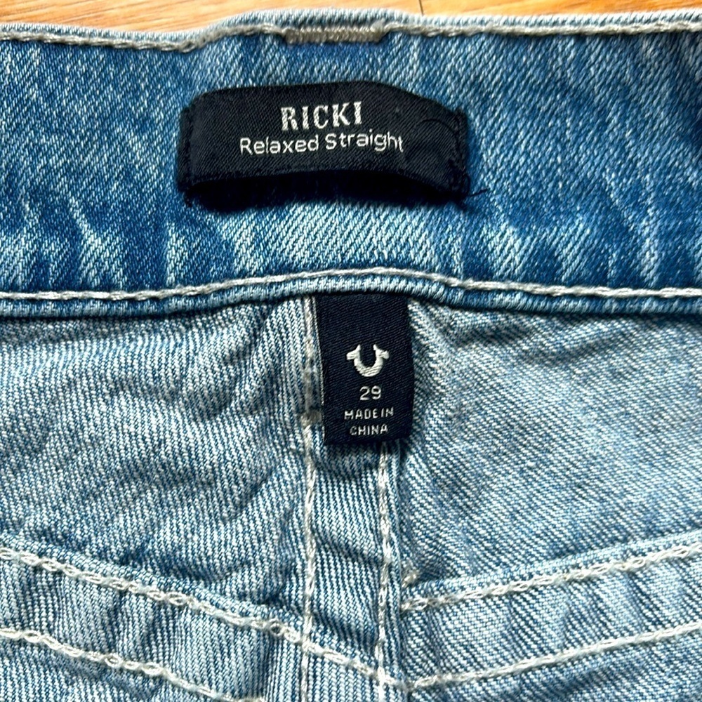 True Religion Ricki Relaxed Straight Jeans 29 Light Wash Painted Pockets Y2K - Picture 7 of 13